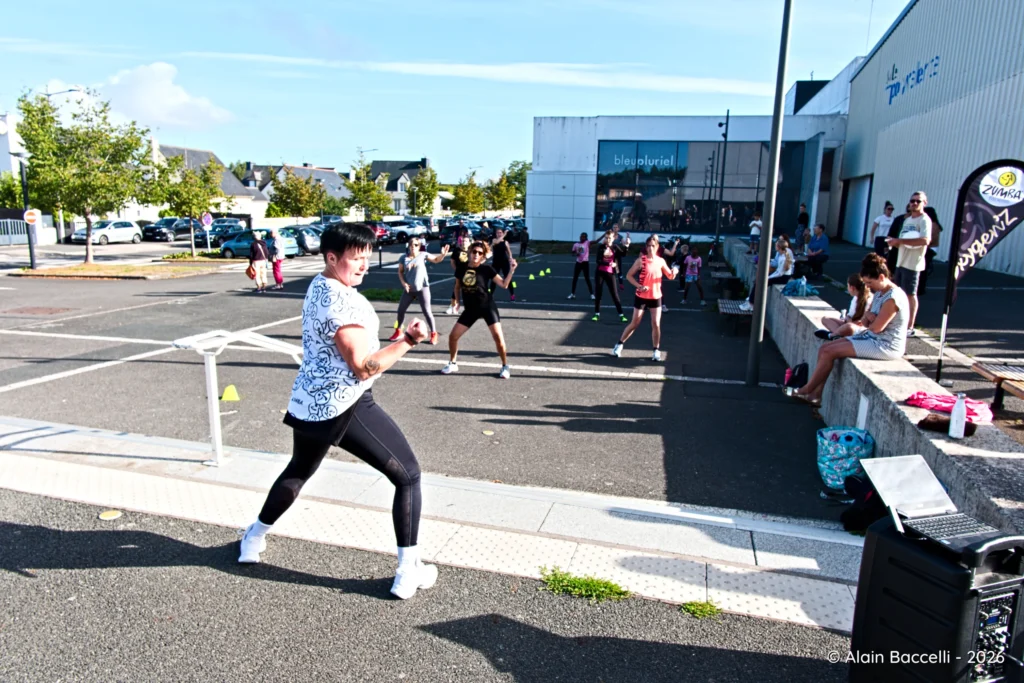 Forum des associations à Trégueux, Fitness et Zumba en démonstration