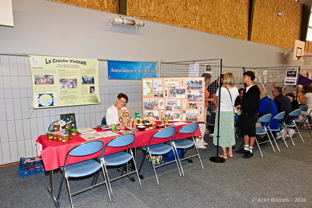 Forum des associations à Trégueux, la Crèche Vietnam